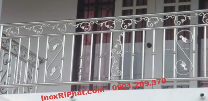 lan can inox họa tiết